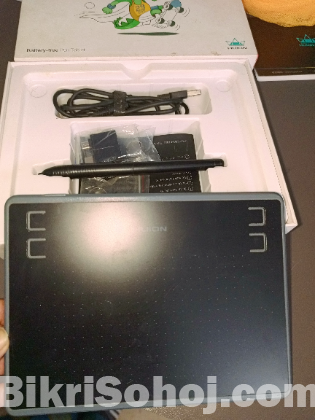 Huion H430p graphics tablet